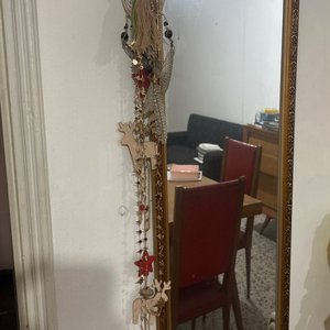 Lote siguiente: Espejo Colgante Decorativo con Adornos