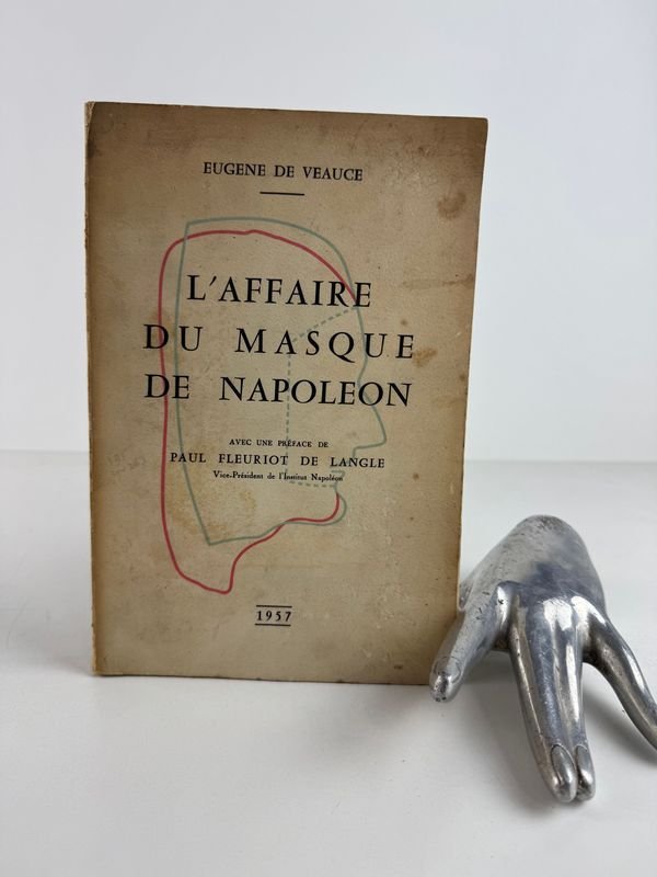 Lote siguiente: Libro sobre la máscara de Napoleón por Eugène de Veauce