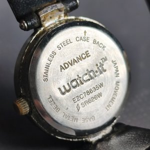 Lote de 3 Relojes: Watch-it, Q&Q (Seiko) y Omic - imagen 7