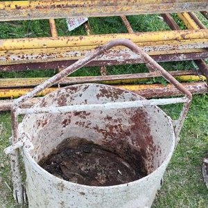 Lote anterior: Tacho de Obra Grande de Metal