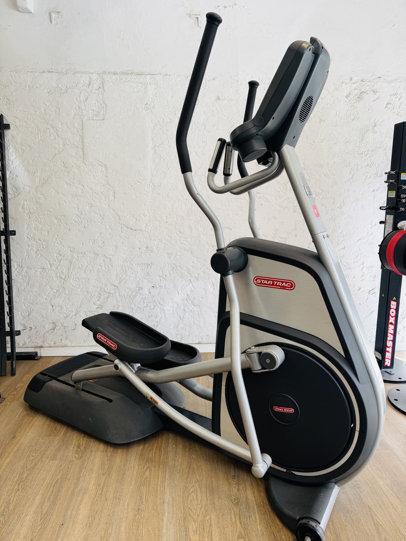 Elíptica Star Trac CTX Profesional para Gimnasio