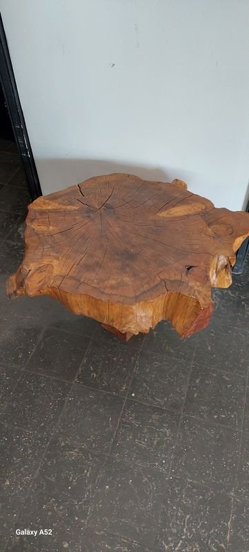 Mesa de centro rustica nueva y pesada - imagen 2