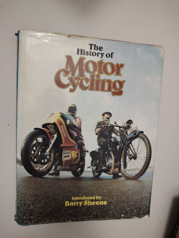 Lote siguiente: Historia del Motociclismo en Inglés - Libro Raro