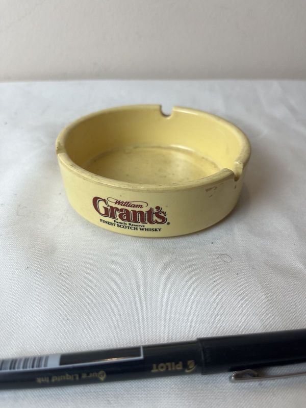Cenicero antiguo de cerámica amarilla - imagen 3