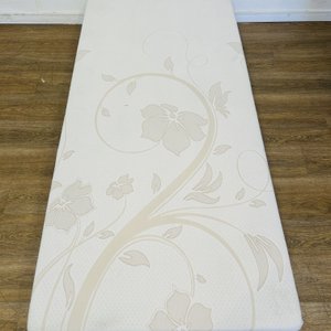 Colchón de una plaza 90x190x20cm con diseño floral - imagen 5