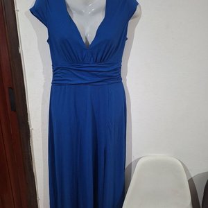 Lote de 12 Prendas de Fiesta para Dama: Vestidos, Faldas y Tops - imagen 8