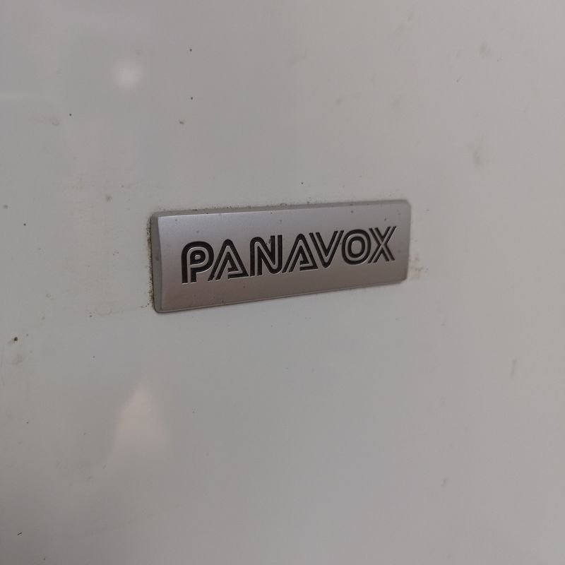 Heladera con freezer marca Panavox. Prende y enfría. - imagen 3