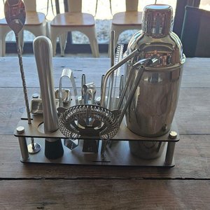 Set de Coctelería Completo con Coctelera y Accesorios - imagen 2