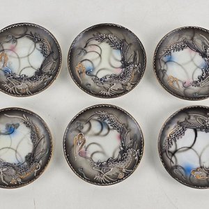 Juego de Café Japonés Dragonware con Dragones y Detalles Dorados - imagen 6