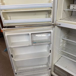 Heladera White Westinghouse con Freezer Frío Seco - imagen 3