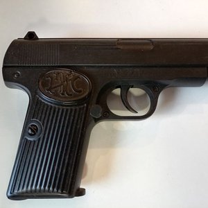 Réplica Pistola Airsoft M17 Shooter Con Luce, Calibre 6mm, Plástico, Negra - imagen 3