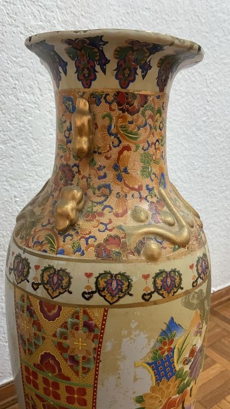 Jarrones de porcelana cantón decorados con flores y motivos de aves - imagen 6