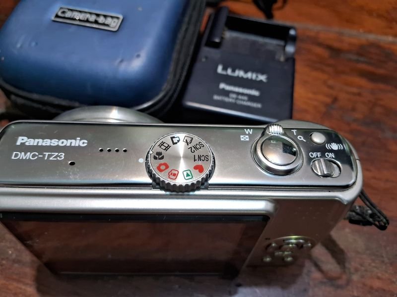 Item 869889 - Image 1