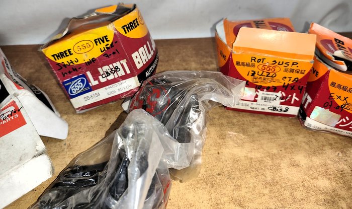 Rotulas y Brazos Auxiliares para Isuzu, Hilux y H100 - imagen 4