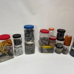 Lote anterior: Lote de Bollones, Clavos, Uniones y Materiales de Ferretería Varios