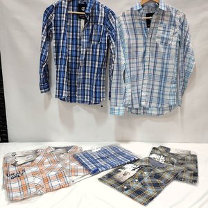 Lote de 8 Camisas Nuevas para Niños - Diseños y Colores Surtidos - imagen 1
