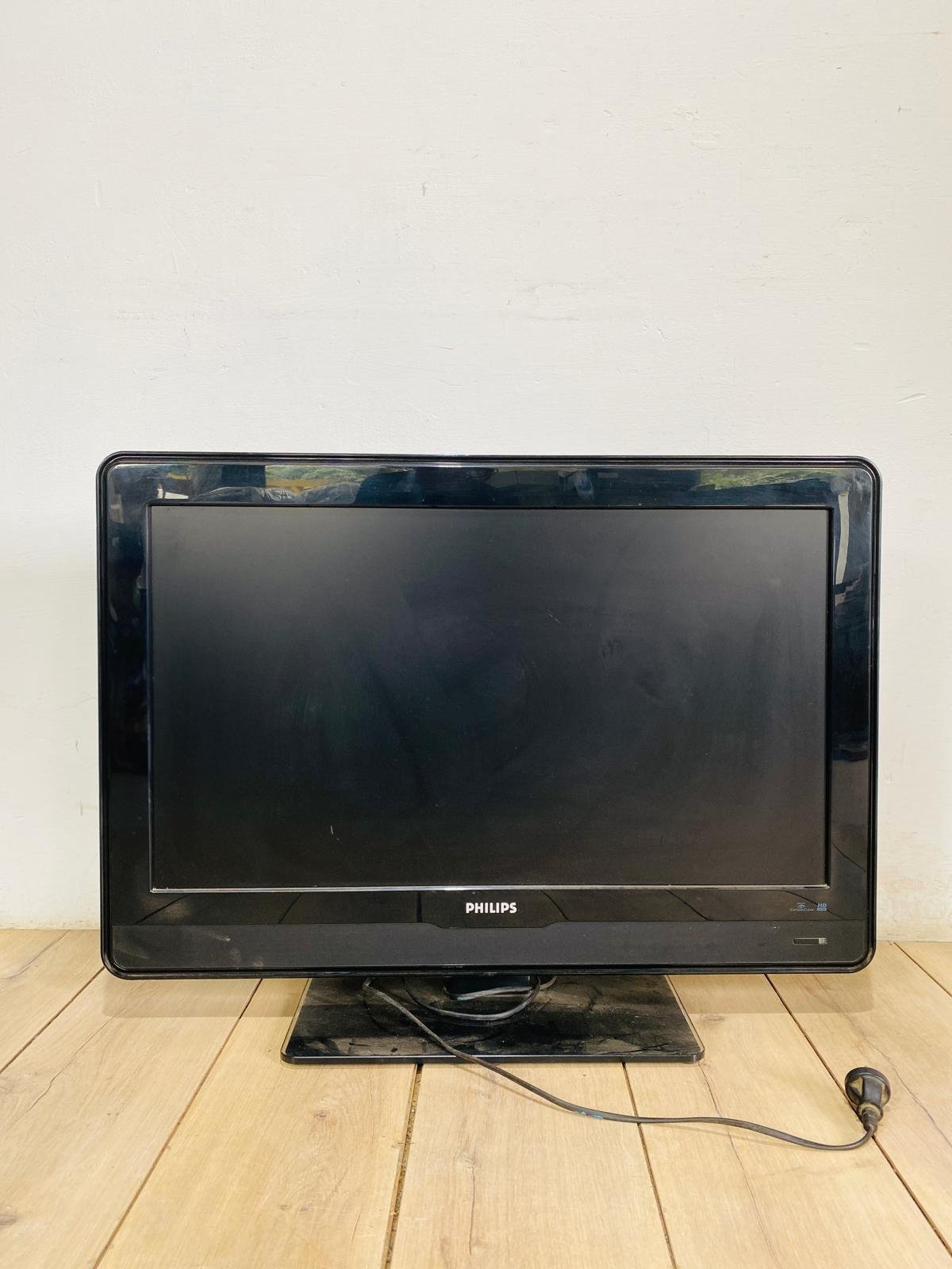 Item tv-philips-lcd-32-prende - Image 0