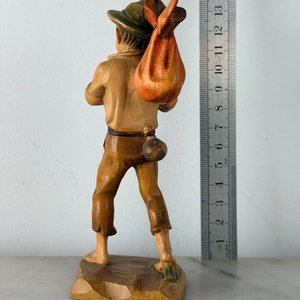 Talla de Madera Italiana "El Viajero" por Ulrich Bernardi - imagen 2