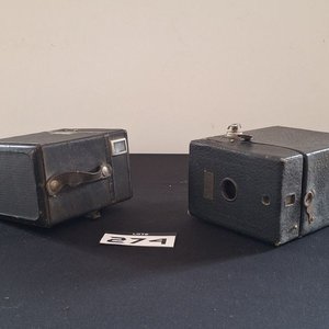 Dos Antiguas Cámaras de Cajón: Kodak Brownie y Bilora Blitz-Box - imagen 5