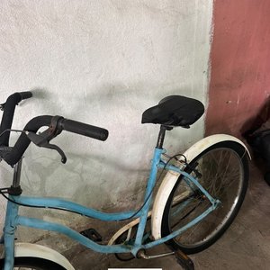 Bicicleta de Paseo para Dama Celeste con Canasto - imagen 4