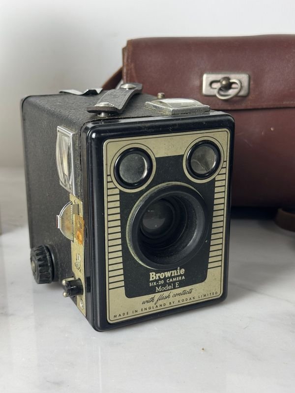 Colección de cámaras y proyectores vintage - imagen 6