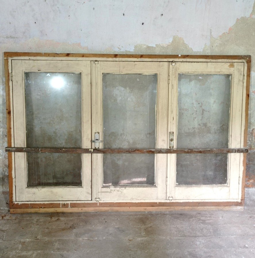 Item 18469 - Image 1