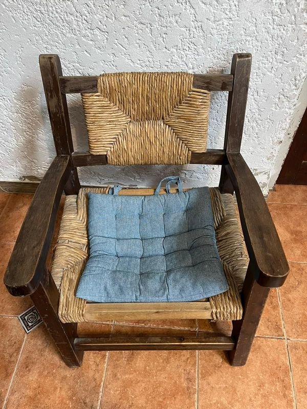 Sillon Butaca individual con detalle en el asiento - imagen 2