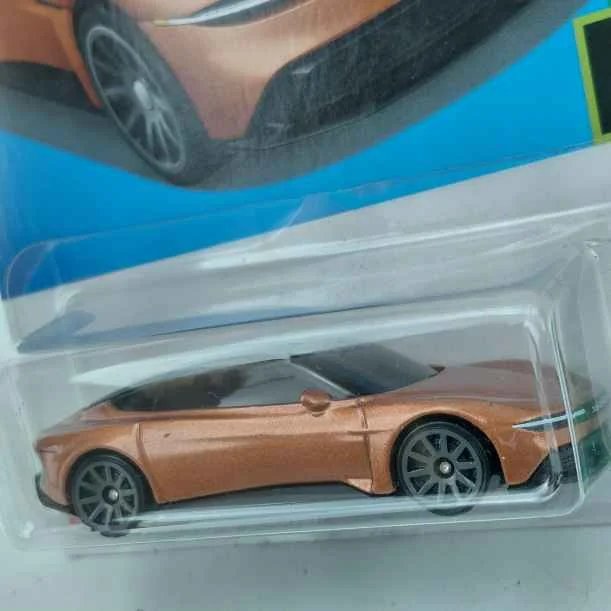 Coche de juguete Hot Wheels Delorean Alphas - imagen 2