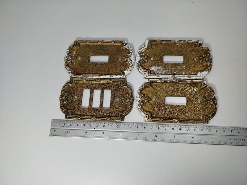 Llaves eléctricas en bronce labradas - imagen 2