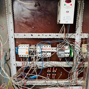 Envasadora de Polvo Industrial con Panel Eléctrico y Motor - imagen 6