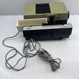 Proyector de Diapositivas Braun Paximat 1400 con Estuche - imagen 3
