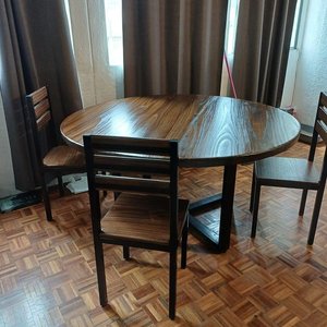 Juego de Comedor: Mesa Redonda de Madera Maciza y 3 Sillas - imagen 4