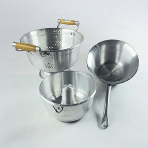 Set de 3 Piezas de Cocina: Colador y Budinera de Aluminio - imagen 1
