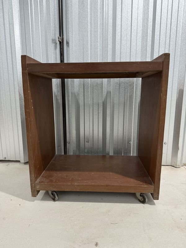 Mueble Auxiliar de Madera con Ruedas y Dos Estantes