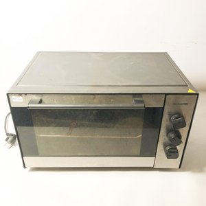 Lote siguiente: Horno Eléctrico Panavox Inox 35 con Bandeja