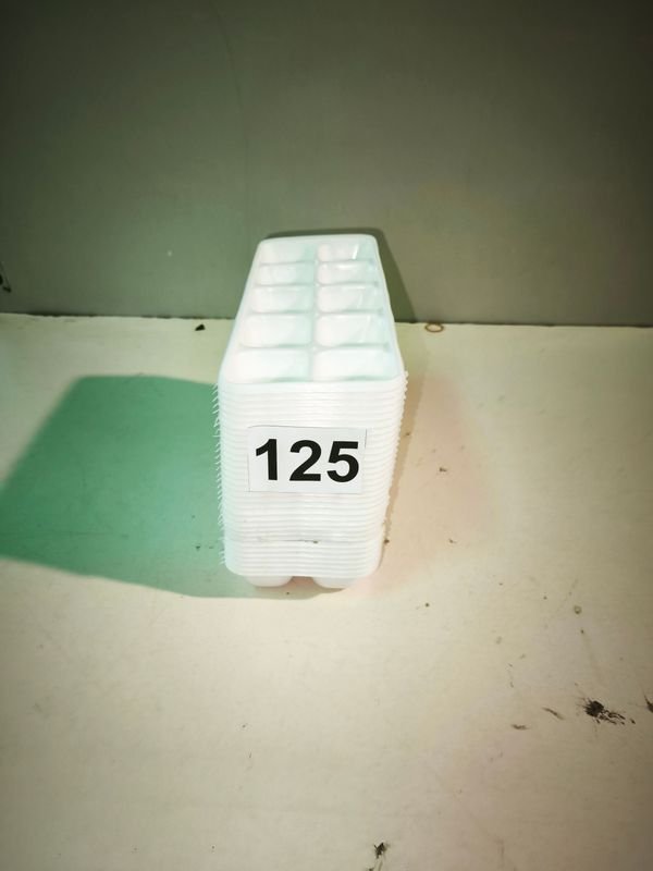 32 Cubeteras Blancas para Hielo