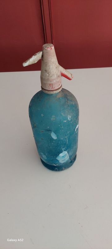 Botella de vidrio sifon con mecanismo y etiqueta - imagen 2