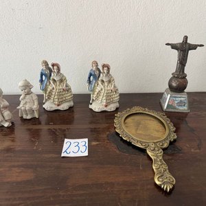 Adornos de Porcelana y Espejo de Mano Vintage - imagen 3