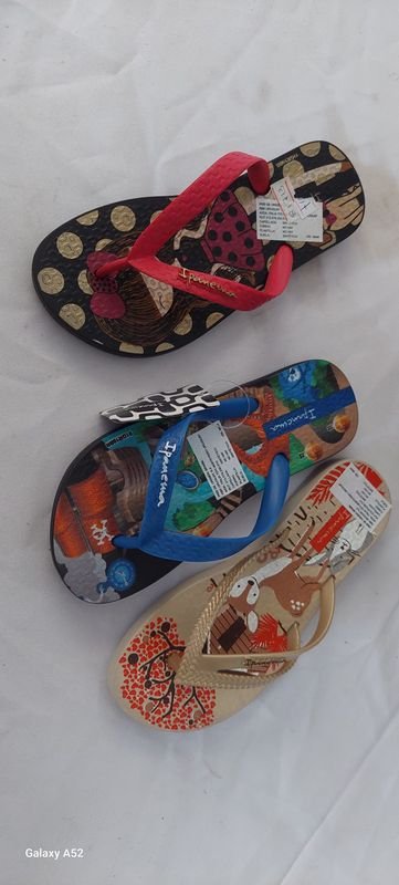 Calzado B19-3 Talle 27 - Sandalias y Zapatos - imagen 2