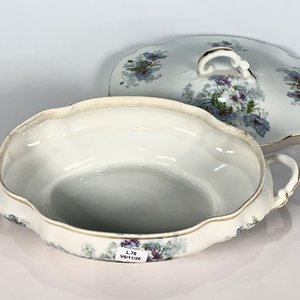 Guisera de Porcelana Limoges Blanca con Decoración Floral y Asas - imagen 3