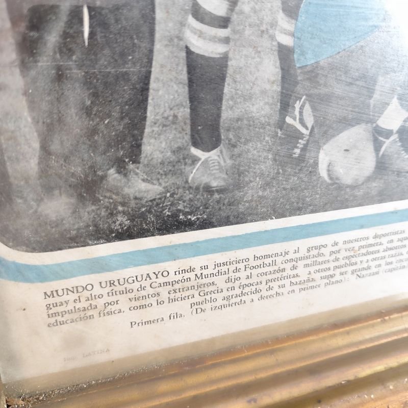 Antiguo poster original de 1928 enmarcado del momento en que Uruguay sale campeón del mundo en los juegos olímpicos de Amsterdam 1928 - imagen 2