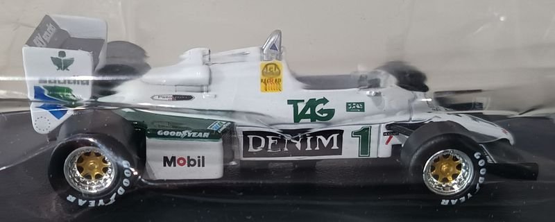 Modelo a escala de Fórmula 1 Williams FW08C del año 1983, firmado por Keke Rosberg - imagen 2