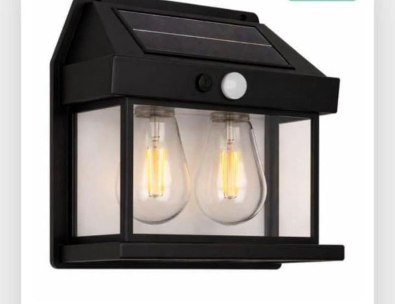 Lote anterior: Foco LED solar con dos bombillas para exterior - excelente calidad