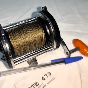 Reel Rotativo Ocean City Modelo 200 Usado con Tapa Reparada - imagen 2