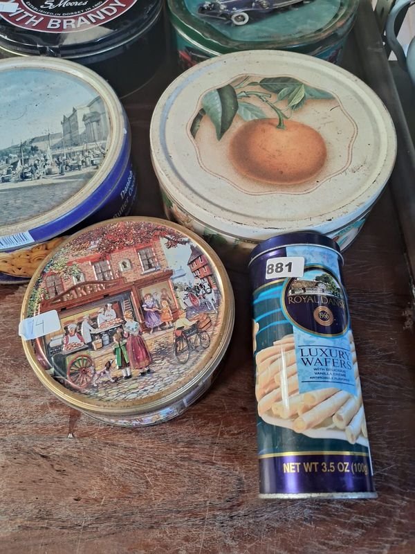 Colección de latas de galletas danesas vintage - imagen 4