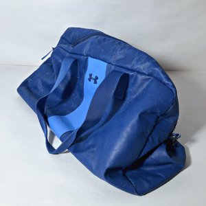 Tres Bolsos Deportivos Nike y Under Armour - imagen 2