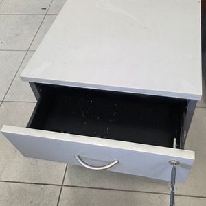 Cajonera Blanca de 3 Gavetas con Cerradura - imagen 3