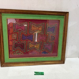Lote siguiente: Cuadro Decorativo con Diseño Mola