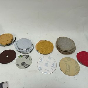 Lote anterior: Lote de Discos de Lija para Lijadora Orbital