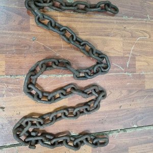 Lote anterior: Cadena de Hierro Gruesa con Eslabones Robustos - 1.90mts